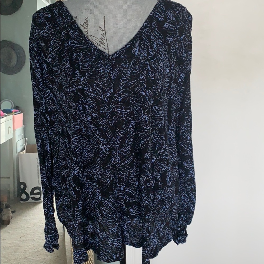 Free people flowy top